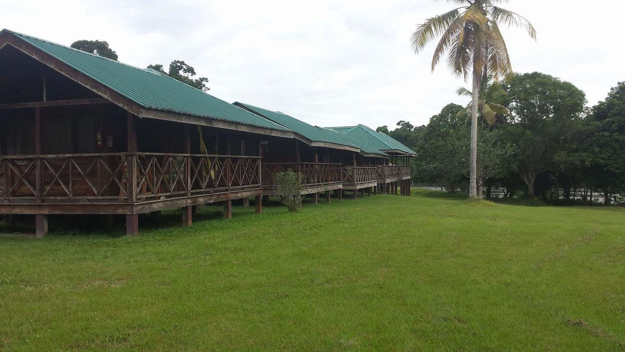 Iwokrama River Lodge Makari Exteriér fotografie